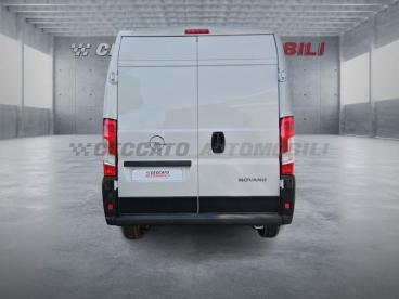 SPOTICAR Opel Movano 35 L2h2 2.2 Bluehdi 140cv S And S Usata - Coupé-cabriolet Diesel Bianco - Albignasego - 502411452_5