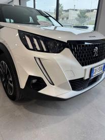 SPOTICAR Peugeot 2008 Gt Line Eat8 Usata - Suv Benzina Bianco - Cavallino - 1202331013_3