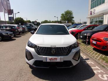 SPOTICAR Peugeot 2008 Hybrid 136 E-dcs6 Allure Usata - Suv Ibrido Bianco - Reggio Emilia - 502381177_2