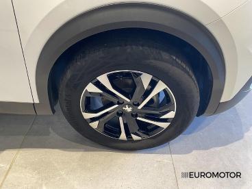 SPOTICAR Peugeot 2008 1.2 Puretech Allure Pack S&s 130cv Usata - Suv Benzina Bianco - Modugno - 1202486564_5