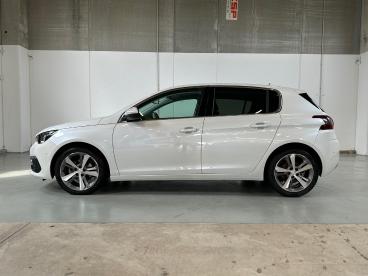 SPOTICAR Peugeot 308 Allure Bluehdi 130 Eat8 S&s Aut. Usata - Berlina Diesel Bianco - Milano - 1202392190_4