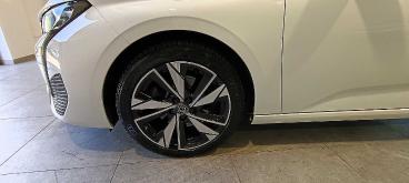 SPOTICAR Peugeot 308 Bluehdi 130 S&s Eat8 Sw Allure Usata - Station Wagon Diesel Bianco - Viterbo - 1202480522_5