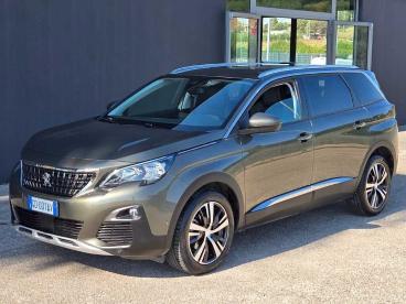 SPOTICAR Peugeot 5008 Bhdi 130 Eat8 Allure -telecamera Usata - Suv Diesel Grigio - Foggia - 1202478117_1