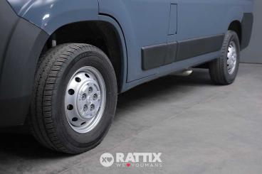 SPOTICAR Peugeot Boxer 330 2.2 Bluehdi 120cv L1h1 (iva Esclusa) Usata - Family Car Diesel Grigio - Barzago - 1202385198_4