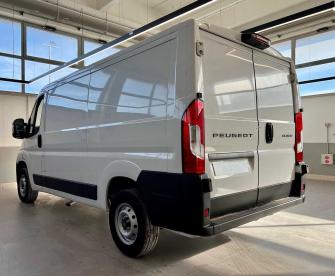 SPOTICAR Peugeot Boxer 330 2.2 Bluehdi 120 S&s Pm-tm Furgone Usata - Family Car Diesel Bianco - Monopoli - 1202403784_5