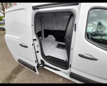 SPOTICAR Peugeot Partner Vu - Van M 1.5 Diesel 130cv Manuale Usata - Coupé-cabriolet Diesel Bianco - Alessandria - 1202471975_5