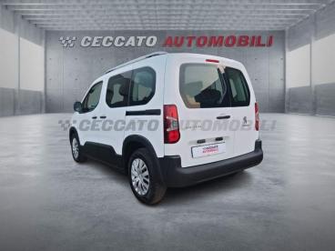 SPOTICAR Peugeot Rifter 1.2 Puretech Active S And S 110cv Usata - Family Car Benzina Bianco - Albignasego - 502431467_3