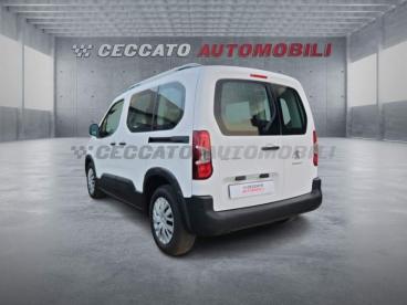 SPOTICAR Peugeot Rifter 1.2 Puretech Active S And S 110cv Usata - Family Car Benzina Bianco - Albignasego - 502431468_3