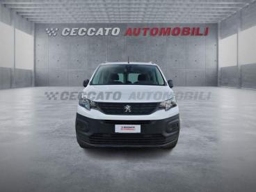 SPOTICAR Peugeot Rifter 1.2 Puretech Active S And S 110cv Usata - Family Car Benzina Bianco - Albignasego - 502431468_4