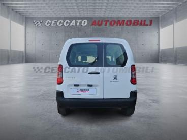 SPOTICAR Peugeot Rifter 1.2 Puretech Active S And S 110cv Usata - Family Car Benzina Bianco - Albignasego - 502456695_5