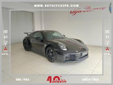 SPOTICAR Porsche 911 Carrera 992.2 Restyling 394 Cv Aerokit Chrono Scar Usata - Coupé-cabriolet Benzina Nero - Reggio Emilia - 502469813_1