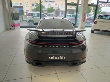 SPOTICAR Porsche 911 Carrera 992.2 Restyling 394 Cv Aerokit Chrono Scar Usata - Coupé-cabriolet Benzina Nero - Reggio Emilia - 502469813_5