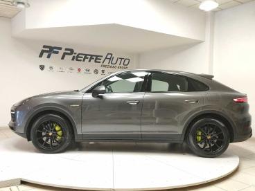 SPOTICAR Porsche Cayenne Coupe 3.0 V6 E-hybrid Usata - Suv Ibrido Grigio - Teramo - 1202470048_2