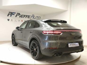 SPOTICAR Porsche Cayenne Coupe 3.0 V6 E-hybrid Usata - Suv Ibrido Grigio - Teramo - 1202470048_3
