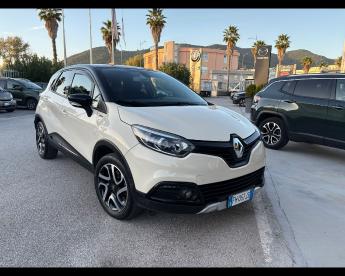SPOTICAR Renault Captur I 2013 1.5 Dci Hypnotic (magnetik) 110cv Usata - Suv Diesel Grigio - Salerno - 602397913_2