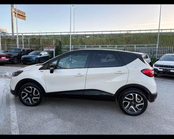 SPOTICAR Renault Captur I 2013 1.5 Dci Hypnotic (magnetik) 110cv Usata - Suv Diesel Grigio - Salerno - 602397913_5
