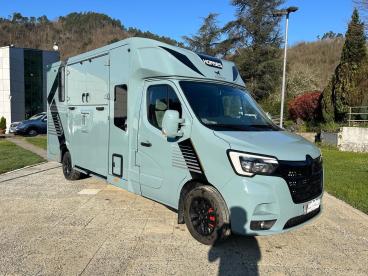 SPOTICAR Renault Master Ameline 165 Cv Haras 5 Posti Netto Iva Usata -  Diesel Azzurro - Santo Stefano Di Magra - 502352222_1