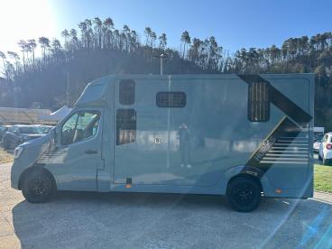 SPOTICAR Renault Master Ameline 165 Cv Haras 5 Posti Netto Iva Usata -  Diesel Azzurro - Santo Stefano Di Magra - 502352222_4
