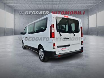 SPOTICAR Renault Trafic Passenger 2.0 Blue Dci 110cv L2h1 Equilibre Usata - Family Car Diesel Bianco - Albignasego - 502438431_3
