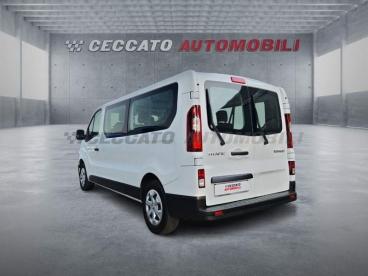 SPOTICAR Renault Trafic Passenger 2.0 Blue Dci 110cv L2h1 Equilibre Usata - Family Car Diesel Bianco - Albignasego - 502439070_3