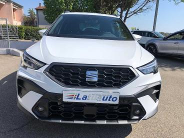 SPOTICAR Seat Arona 1.0 Ecotsi 115 Cv Dsg Black Edition Usata - City Car Benzina Bianco - Lugo - 1202504651_2