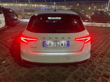 SPOTICAR Skoda Fabia 1.0 Mpi Evo Selection 80cv Usata - City Car Benzina Bianco - Lancusi - 502417343_3