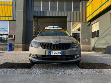 SPOTICAR Skoda Fabia Iii 2015 Berlina 1.2 Tsi Design Edition 90cv Usata - City Car Benzina Grigio - Bollengo - 502418276_2