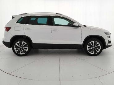 SPOTICAR Skoda Karoq 2.0 Tdi Evo Scr 115 Cv Dsg Style Usata - Suv Diesel Bianco - San Marco Evangelista - 1202394958_4