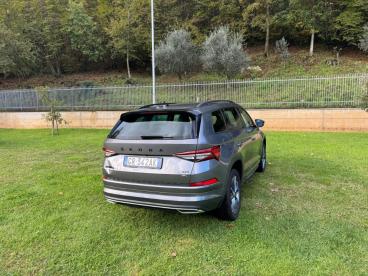 SPOTICAR Skoda Kodiaq 2.0 Tdi Evo Sportline 4x4 200cv Dsg Usata - Suv Diesel Grigio - Lancusi - 502418319_4