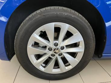 SPOTICAR Skoda Scala 1.0 Tsi Ambition Usata - Station Wagon Benzina Blu - Milano - 502411218_5