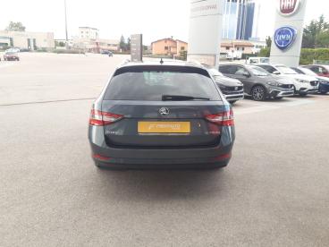 SPOTICAR Skoda Superb 2.0 Tdi 150 Cv Scr Dsg Wagon Executive Usata - Station Wagon Diesel Grigio - Mozzagrogna - 502378819_4