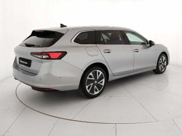 SPOTICAR Skoda Superb 2.0 Tdi Dsg Wagon Style Usata - Station Wagon Diesel Argento - San Marco Evangelista - 1202394939_5