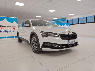 SPOTICAR Skoda Superb Iii 2016 Wagon Wagon 2.0 Tdi Scout 4x4 190cv Dsg Usata - Station Wagon Diesel Bianco - Bollengo - 502428748_1