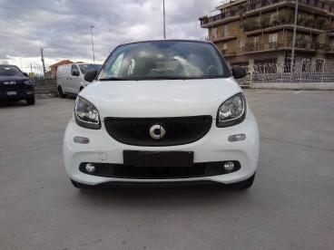 SPOTICAR Smart Forfour 1.0 Youngster 71cv My18 Usata - City Car Benzina Bianco - Cuneo - 502180417_2
