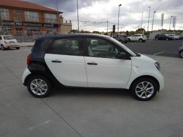SPOTICAR Smart Forfour 1.0 Youngster 71cv My18 Usata - City Car Benzina Bianco - Cuneo - 502180417_4
