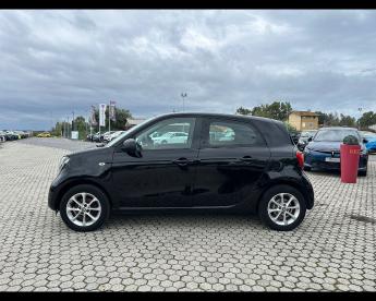 SPOTICAR Smart Forfour Ii 1.0 Youngster 71cv C/s.s. Usata - City Car Benzina Nero - Massarosa - 502241137_4
