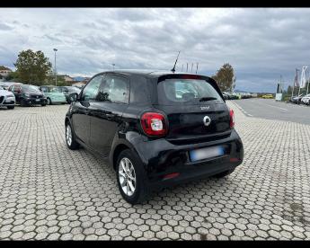 SPOTICAR Smart Forfour Ii 1.0 Youngster 71cv C/s.s. Usata - City Car Benzina Nero - Massarosa - 502241137_5