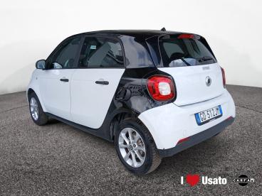 SPOTICAR Smart Forfour Ii 2015 1.0 Passion 71cv Usata - City Car Benzina Bianco - Roma - 502364436_4