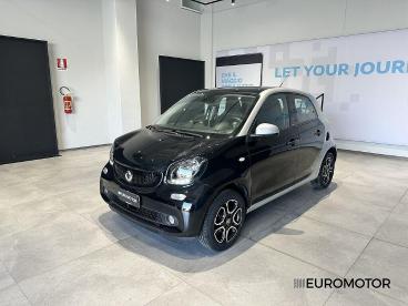 SPOTICAR Smart Forfour 1.0 Passion 71cv Twinamic My18 Usata - City Car Benzina Nero - Modugno - 1202388528_1