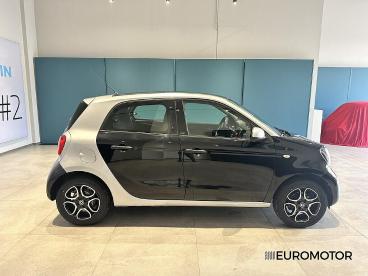 SPOTICAR Smart Forfour 1.0 Passion 71cv Twinamic My18 Usata - City Car Benzina Nero - Modugno - 1202388528_4