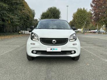 SPOTICAR Smart Forfour 70 1.0 52kw Passion Usata - City Car Benzina Bianco - Torino - 1202389202_2