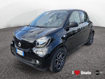 SPOTICAR Smart Forfour Ii 2015 0.9 T Passion 90cv Twinamic My18 Usata - City Car Benzina Nero - Roma - 502397295_1