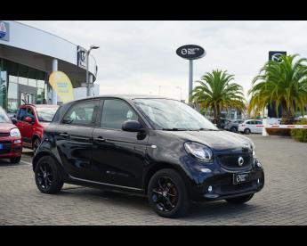 SPOTICAR Smart Forfour 2&ordf;s. (w453) 70 1.0 Passion Usata - City Car Benzina Nero - Pineto - 502399068_3