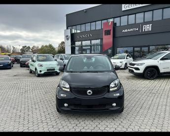 SPOTICAR Smart Forfour Ii 1.0 Passion 71cv My18 Usata - City Car Benzina Nero - Massarosa - 502400346_2