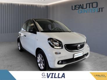 SPOTICAR Smart Forfour 1.0 Passion 71cv Usata - City Car Benzina Bianco - Monza - 502427097_2