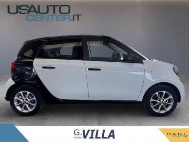 SPOTICAR Smart Forfour 1.0 Passion 71cv Usata - City Car Benzina Bianco - Monza - 502427097_3
