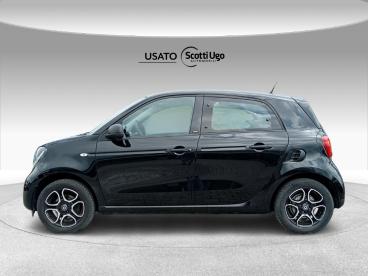 SPOTICAR Smart Forfour Ii 0.9 T Passion 90cv Twinamic My18 Usata - City Car Benzina Nero - Siena - 502453498_5