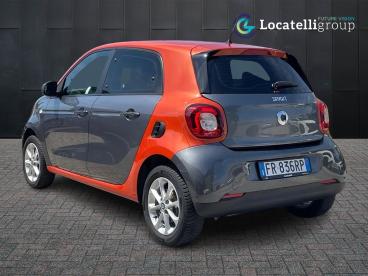 SPOTICAR Smart Forfour Ii 2015 1.0 Passion 71cv My18 Usata - City Car Benzina Grigio - Vedano Al Lambro - 602482725_5