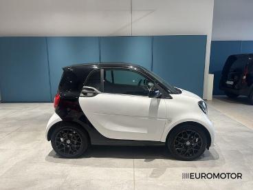 SPOTICAR Smart Fortwo 1.0 Superpassion 71cv Twinamic Usata - City Car Benzina Bianco - Modugno - 1202291691_4