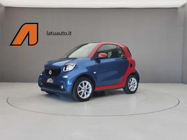 SPOTICAR Smart Fortwo Iii 2015 900 T 90cv Twinamic Passion Usata - City Car Benzina Rosso - Voghera - 502314141_1